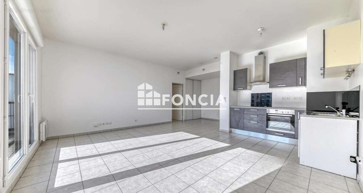 Appartement à LYON-7E