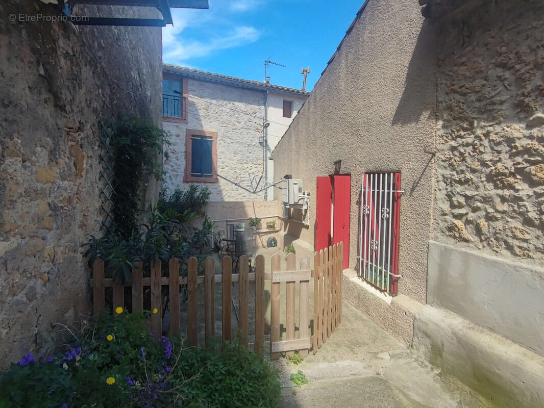 Maison à FERRALS-LES-CORBIERES
