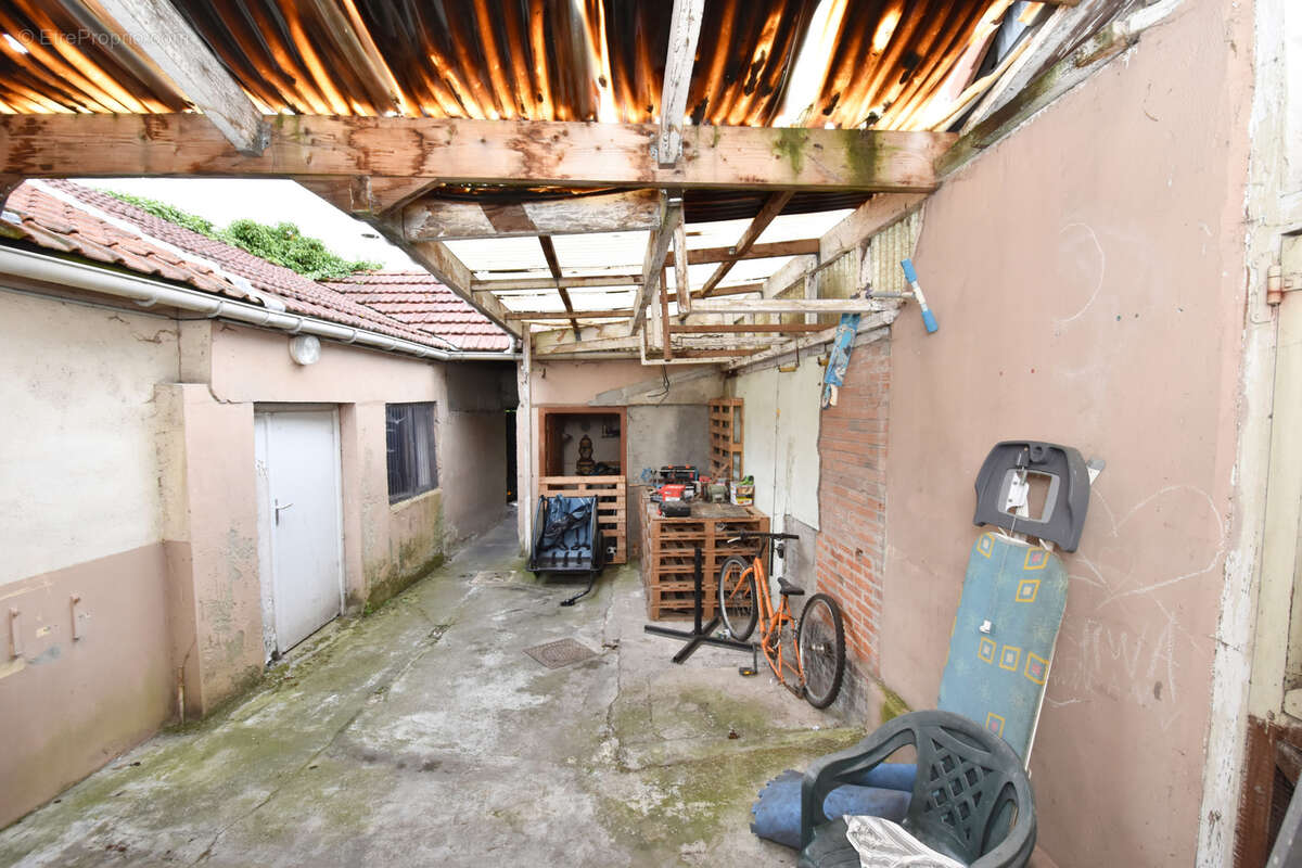 Maison à FLIXECOURT