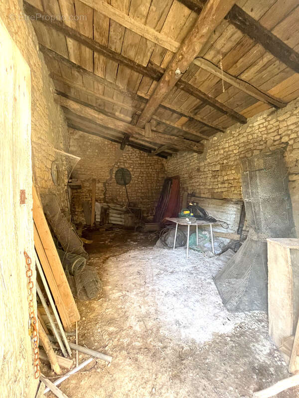 Maison à SAINT-SAVINIEN