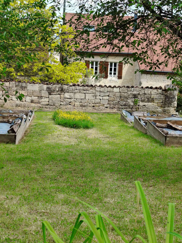 Maison à SAINT-MAURICE-SOUS-LES-COTES