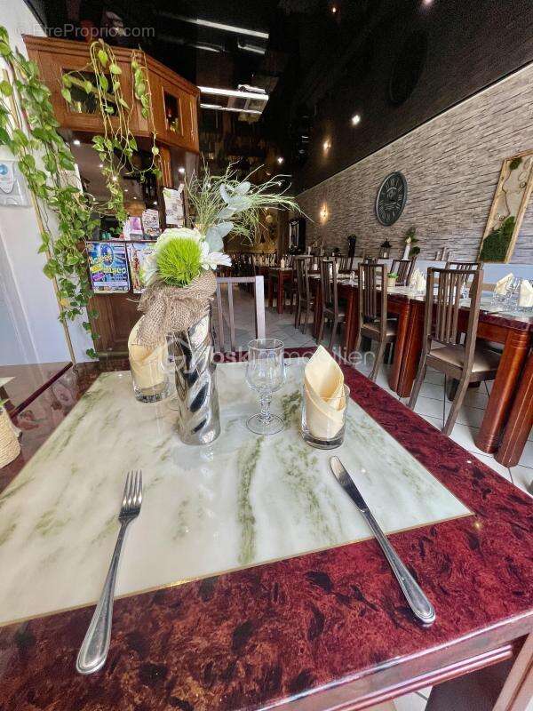 Commerce à HAM-SOUS-VARSBERG