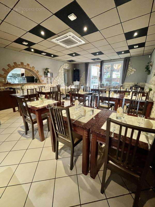 Commerce à HAM-SOUS-VARSBERG