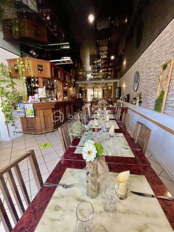 Commerce à HAM-SOUS-VARSBERG