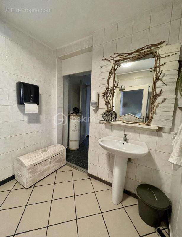 Commerce à HAM-SOUS-VARSBERG