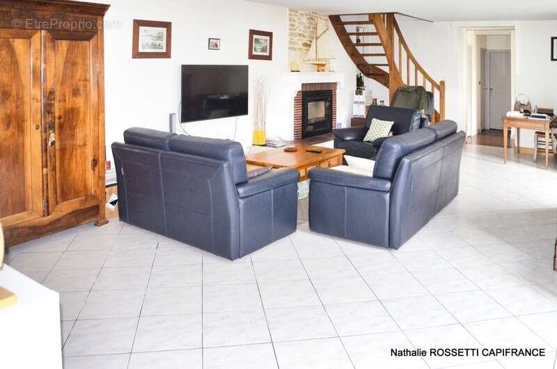 Maison à LA GREVE-SUR-MIGNON