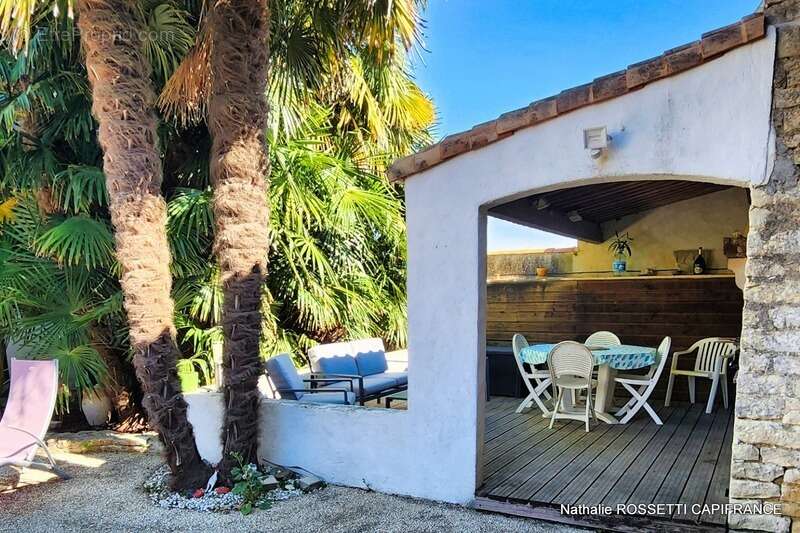 Maison à LA GREVE-SUR-MIGNON