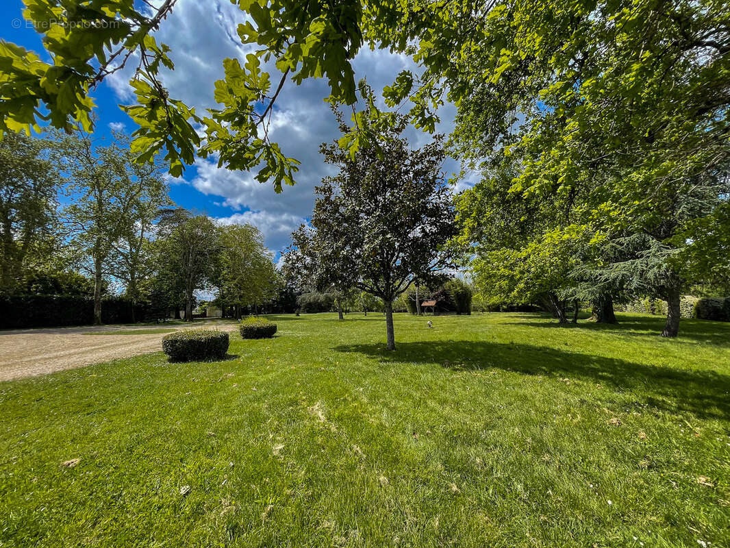 Maison à SAINT-MARTIN-DU-BOIS