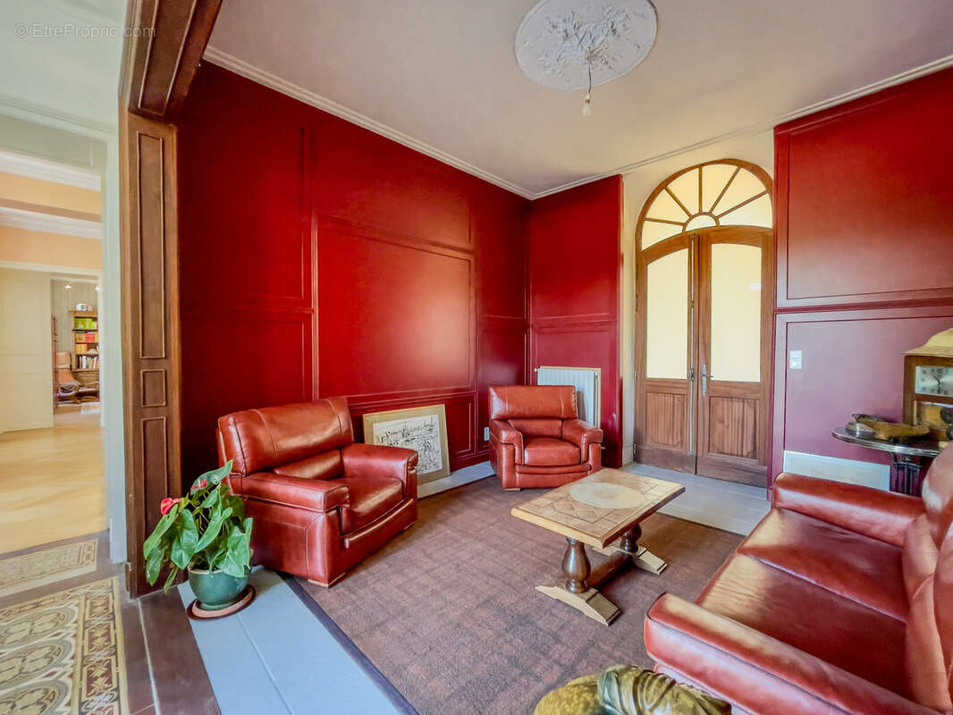 Maison à SAINT-MARTIN-DU-BOIS