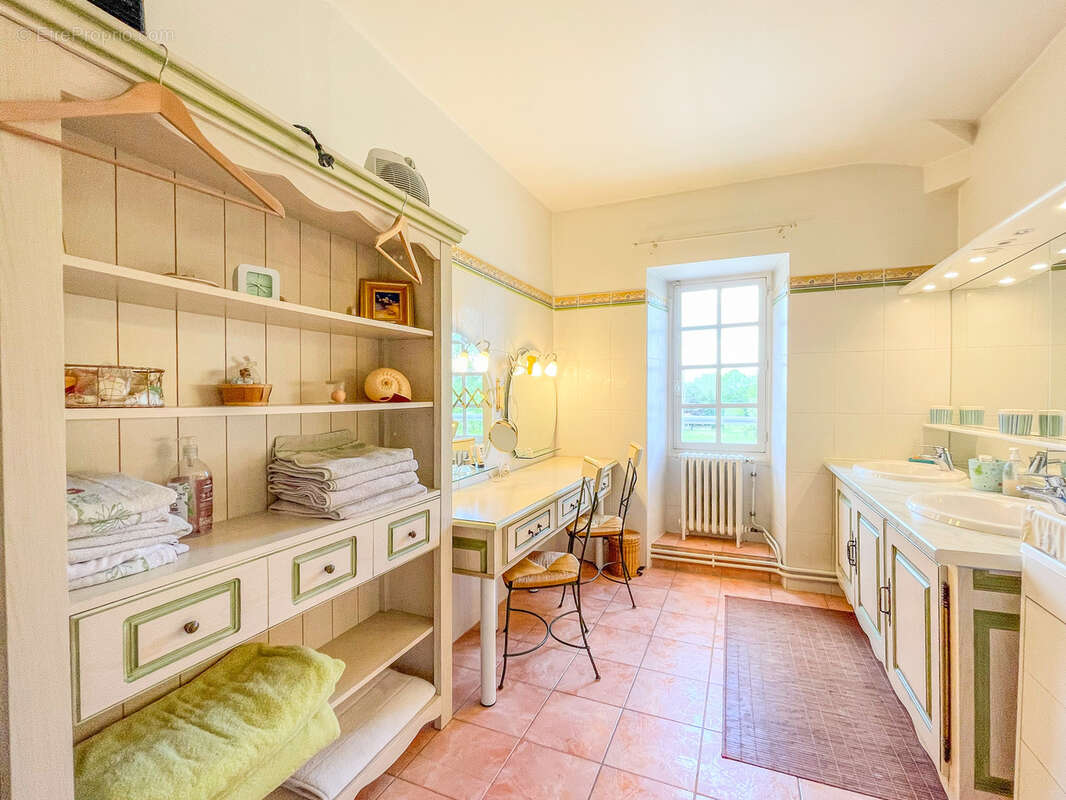 Maison à SAINT-MARTIN-DU-BOIS