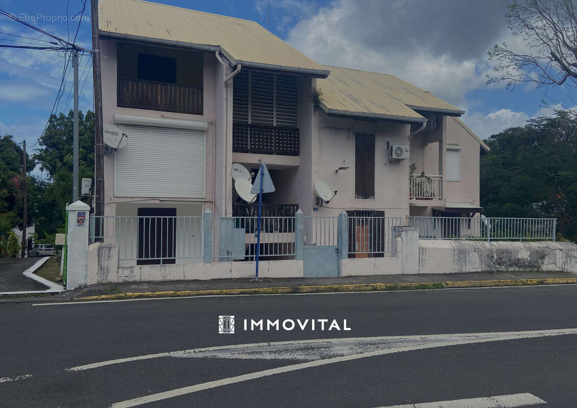 Appartement à BASSE-TERRE