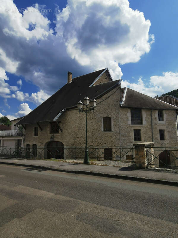 Maison à ORNANS