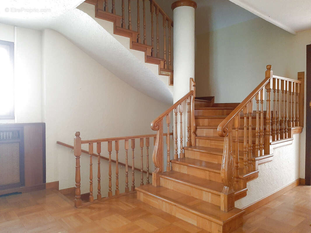 Maison à LE CHEYLARD