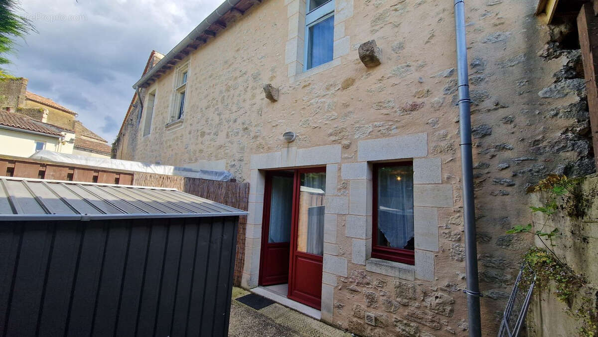 Maison à SAINT-MACAIRE