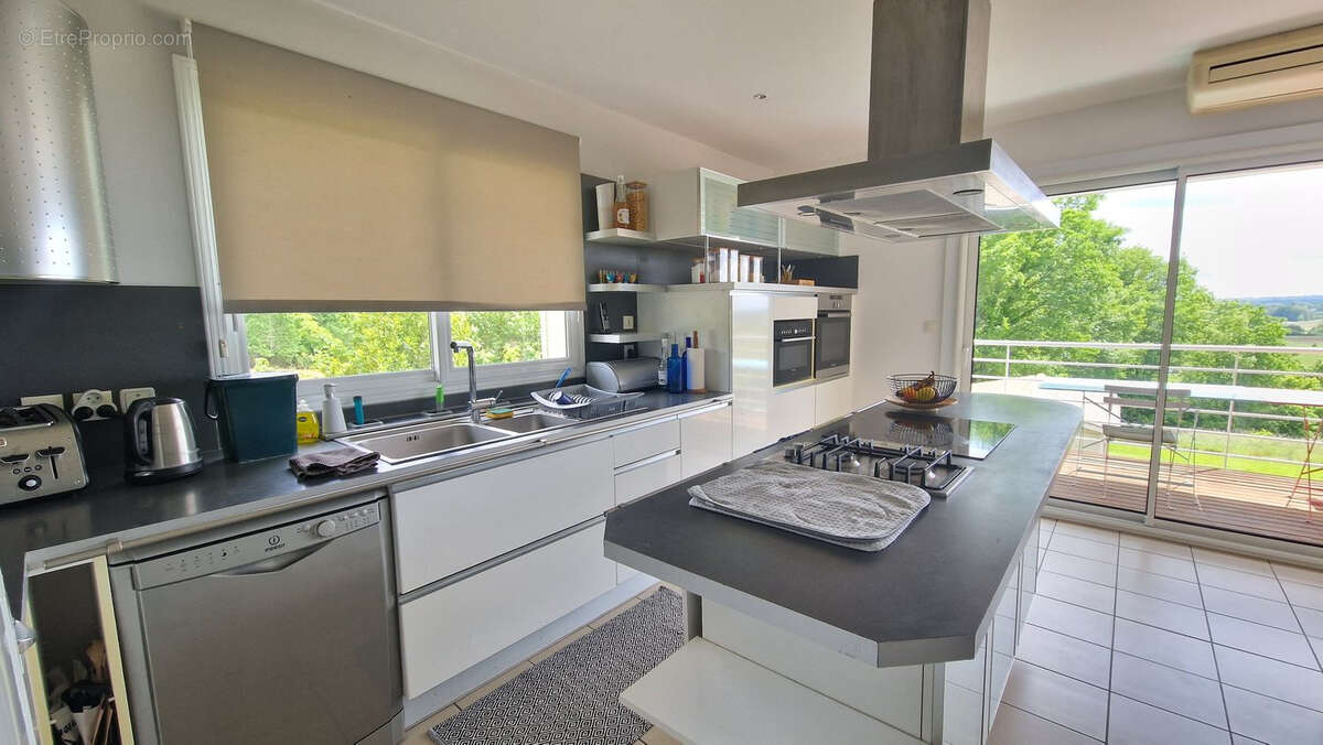 Maison à SAINT-MACAIRE