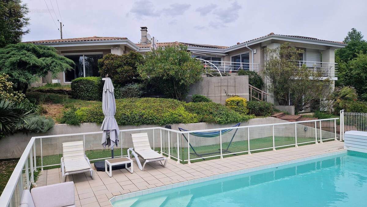 Maison à SAINT-MACAIRE