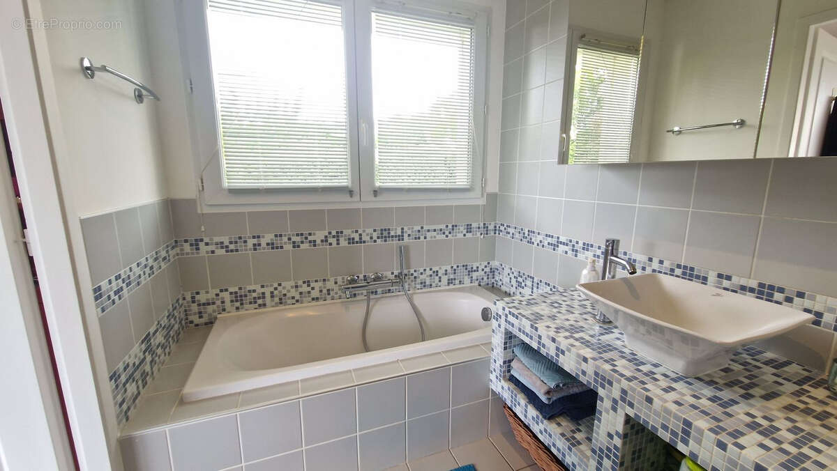 Maison à SAINT-MACAIRE