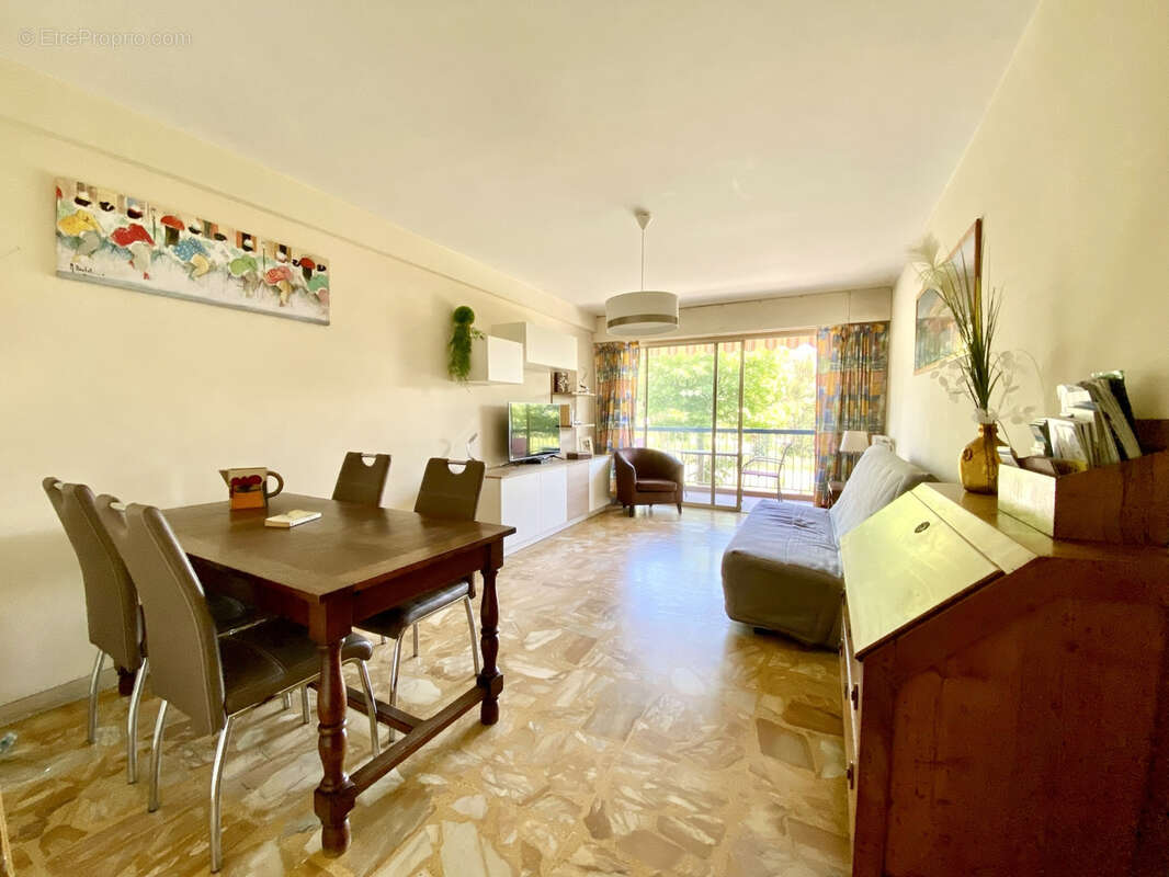 Appartement à CAGNES-SUR-MER