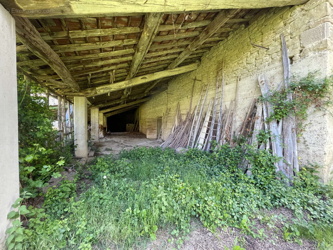 Maison à CHATEAUNEUF-DE-GALAURE