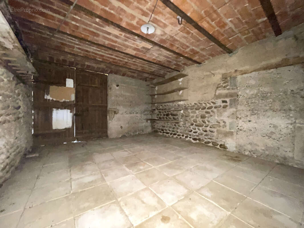 Maison à CHATEAUNEUF-DE-GALAURE