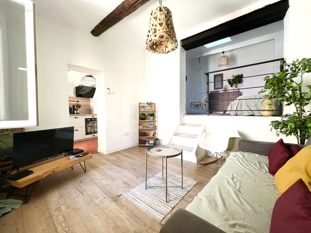 Appartement à MARSEILLE-2E