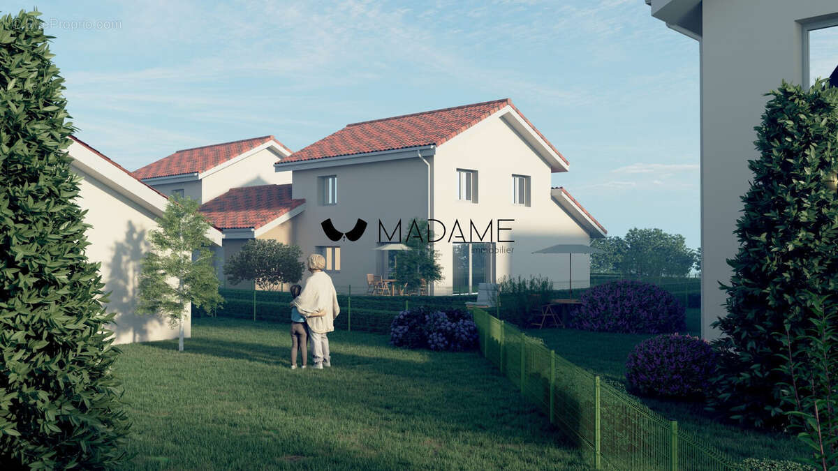 Maison à MONTFERRAT