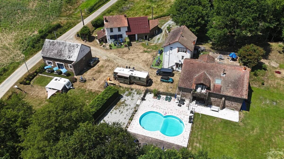 Maison à MOUTIER-MALCARD