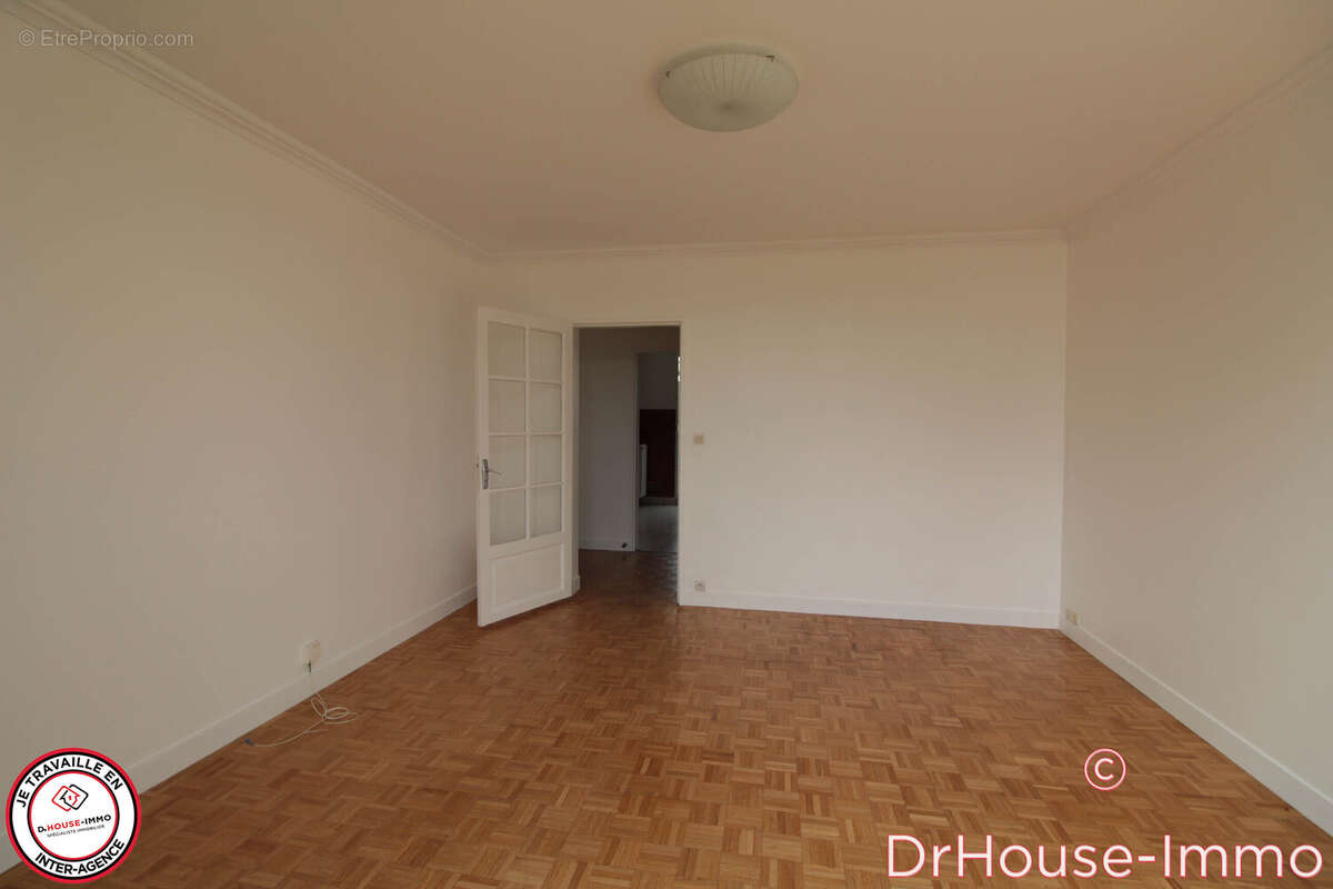 Appartement à BOIS-D'ARCY