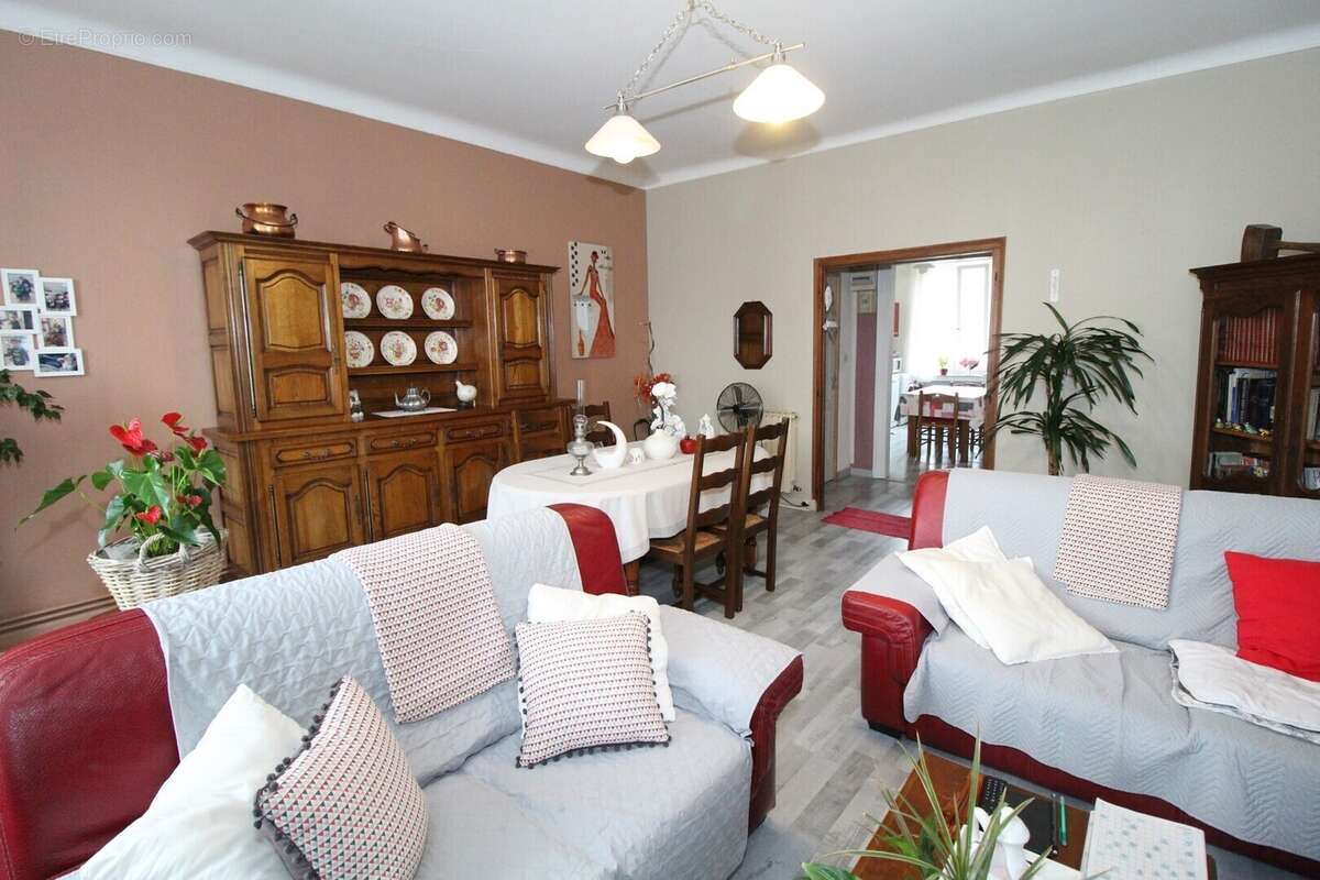 Appartement à MORHANGE