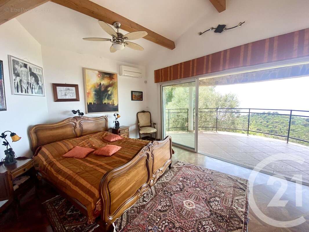 Maison à RAYOL-CANADEL-SUR-MER