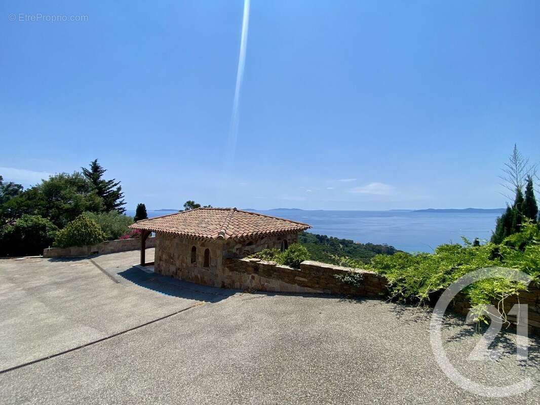 Maison à RAYOL-CANADEL-SUR-MER