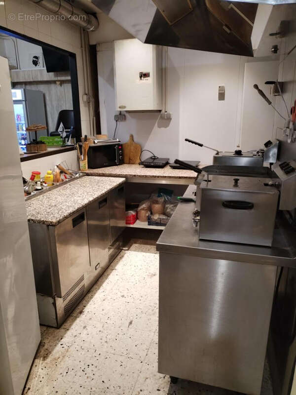 Autre à SAINT-LAURENT-DU-VAR