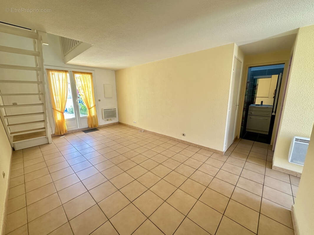 Maison à SAINT-CYPRIEN