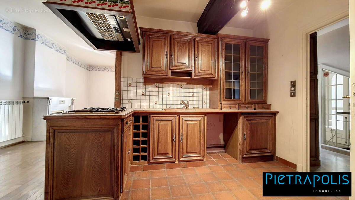 Appartement à LA CLAYETTE