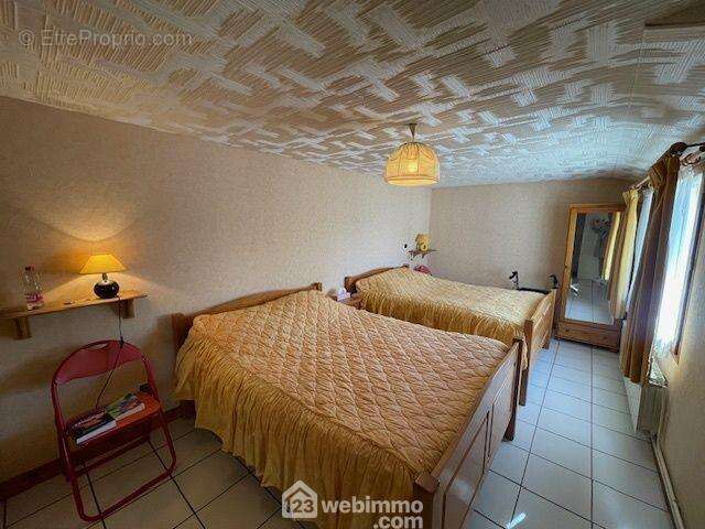 Maison à PONT-L&#039;EVEQUE