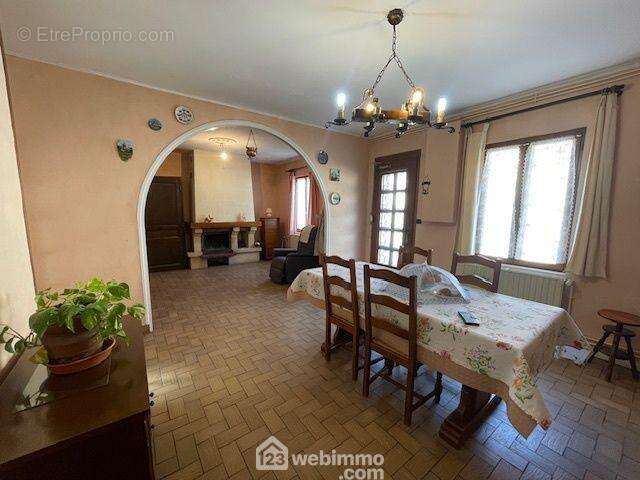 Maison à PONT-L&#039;EVEQUE