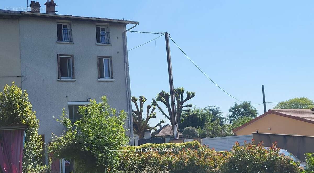 Maison à PONTCHARRA-SUR-TURDINE