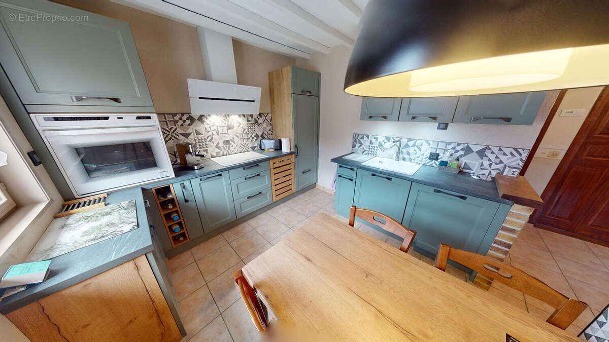 Maison à SAINT-RAMBERT-EN-BUGEY