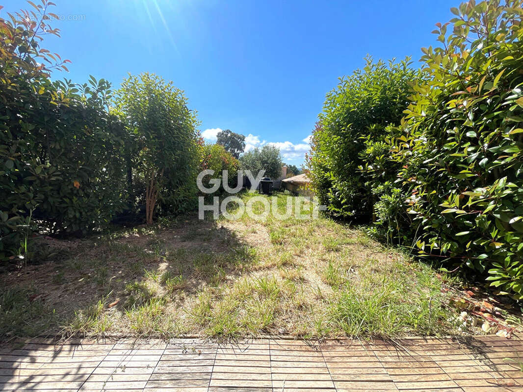 Appartement à GRIMAUD