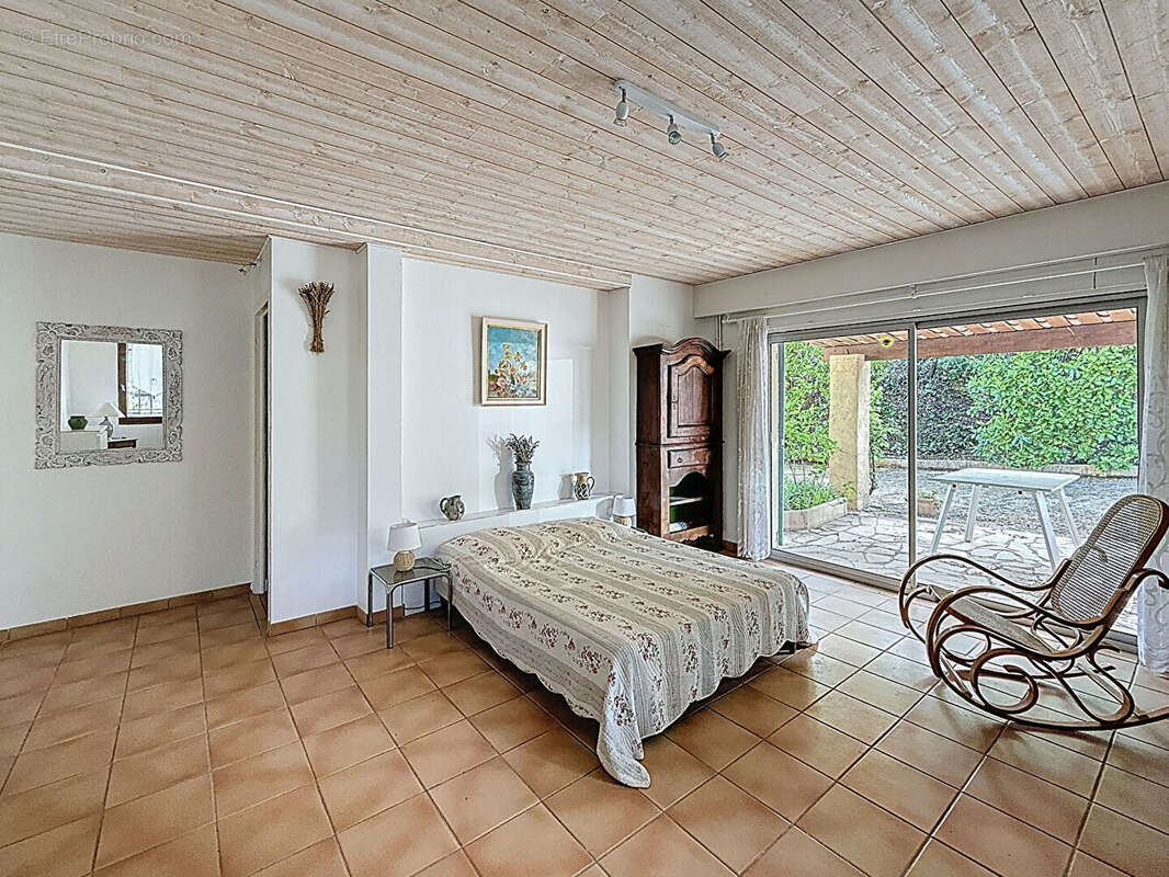 Maison à LE CANNET-DES-MAURES