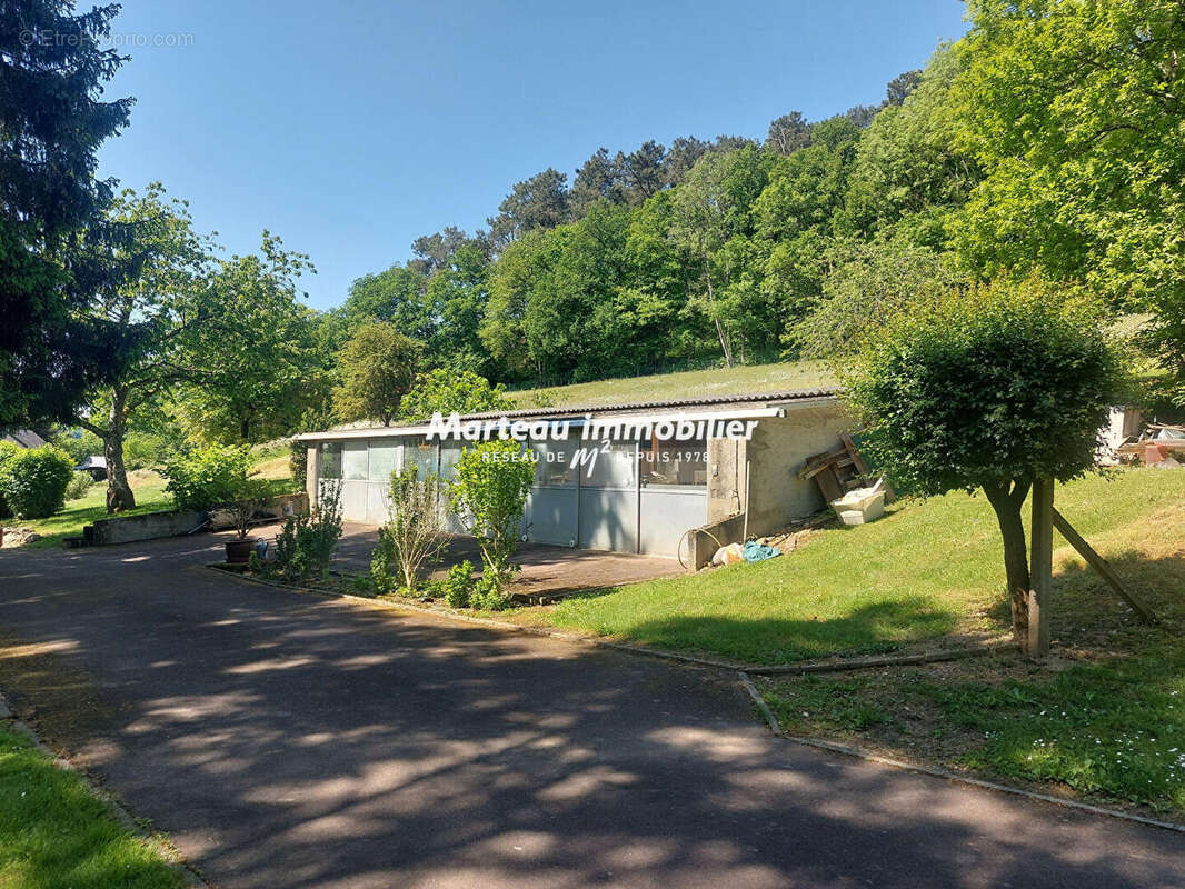 Maison à SAINT-LEONARD-DES-BOIS