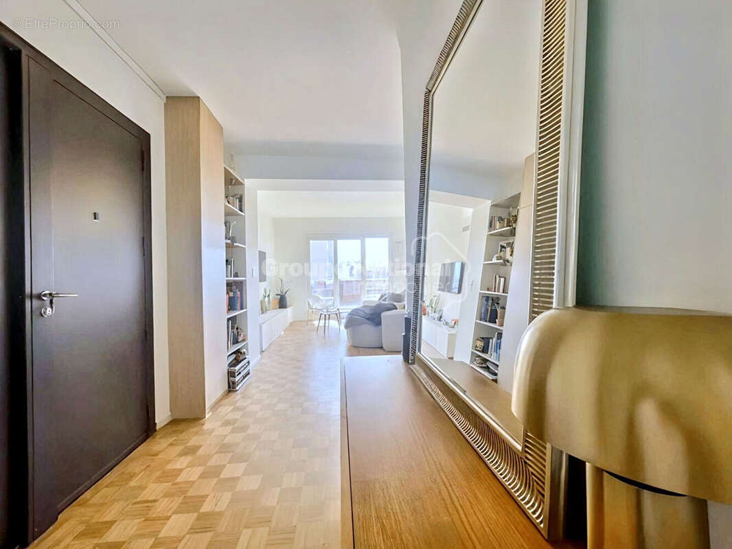 Appartement à MARSEILLE-7E