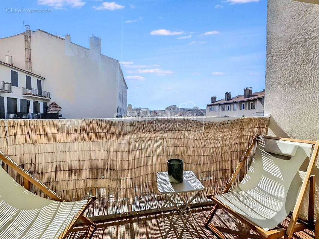Appartement à MARSEILLE-7E