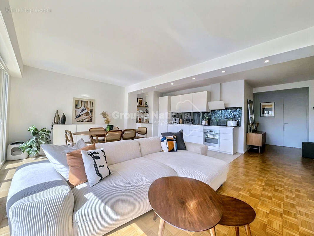 Appartement à MARSEILLE-7E