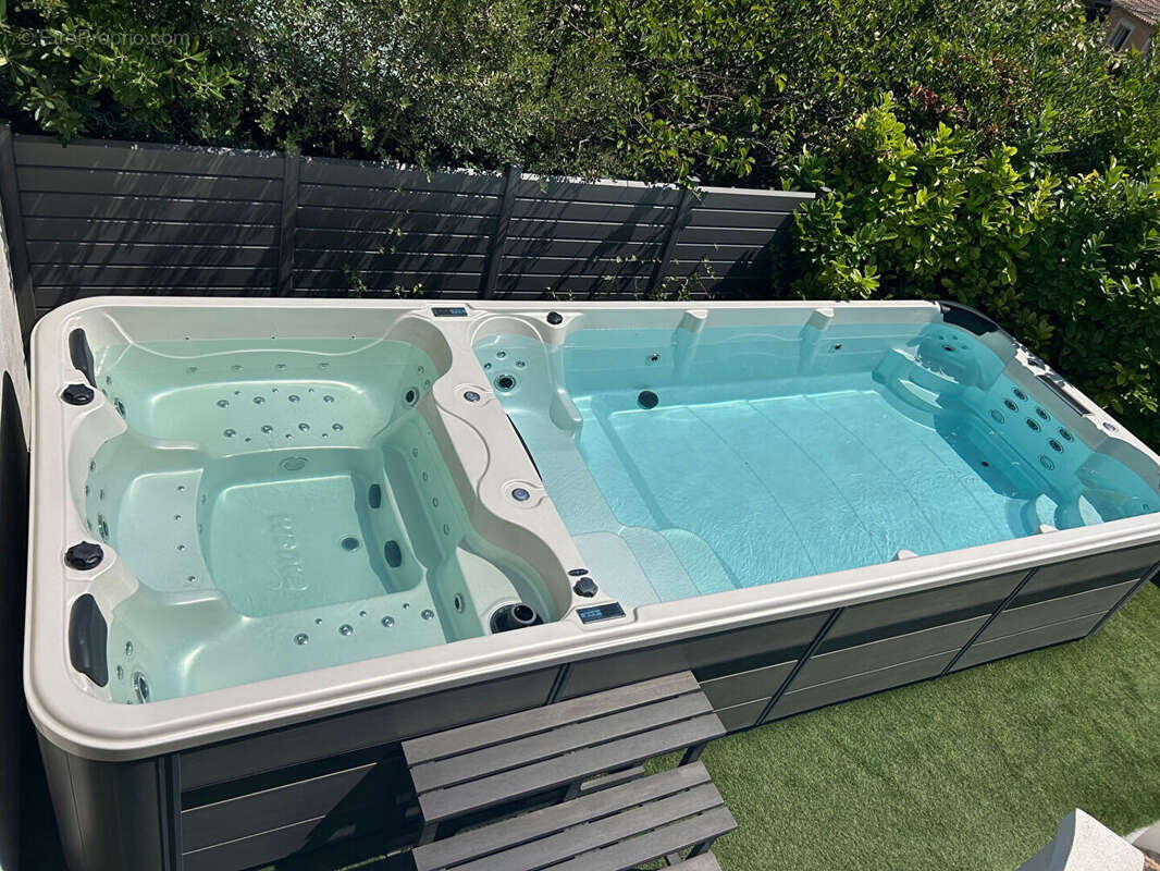 Appartement à CARRY-LE-ROUET