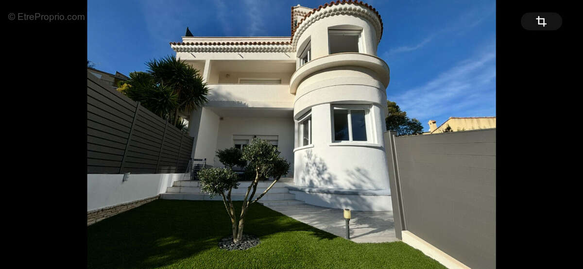 Appartement à CARRY-LE-ROUET