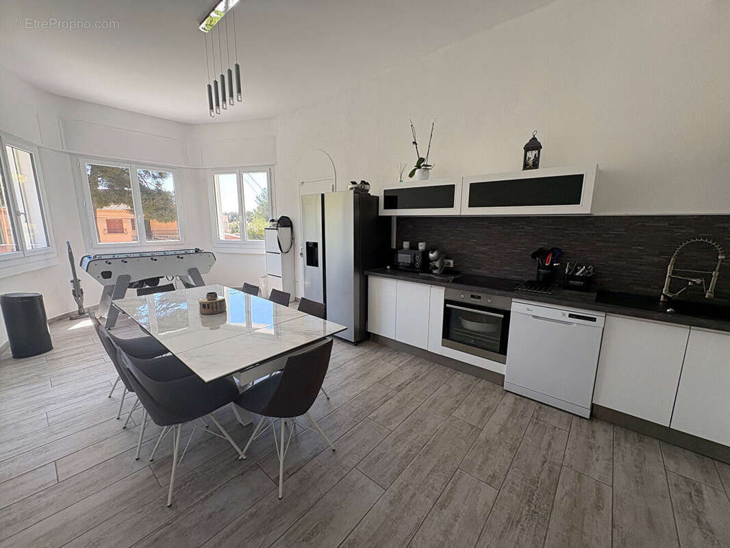 Appartement à CARRY-LE-ROUET