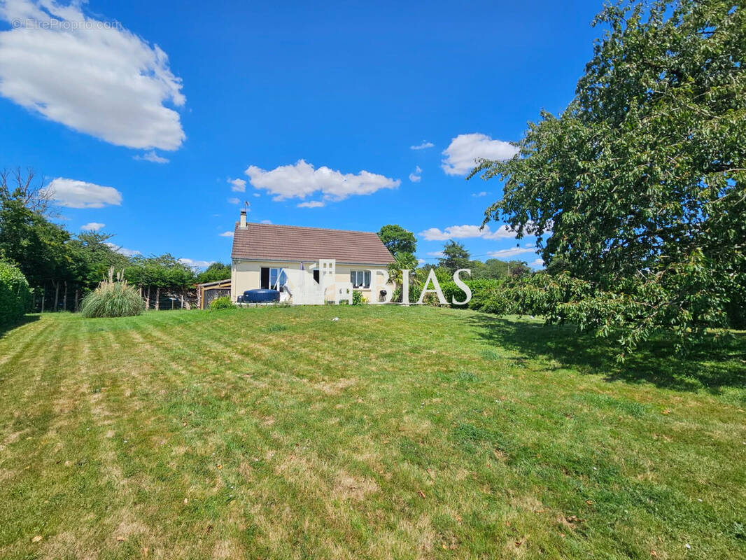 Maison à LE NEUBOURG