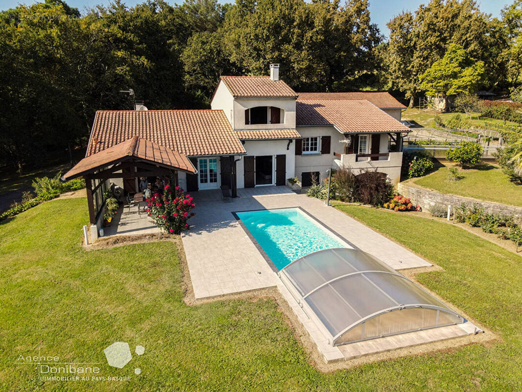 Maison à SAINTE-MARIE-DE-GOSSE