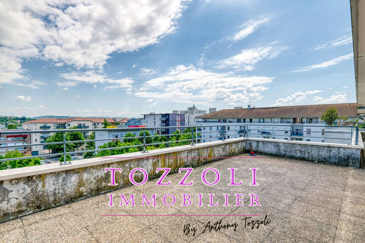 Appartement à L&#039;ISLE-D&#039;ABEAU